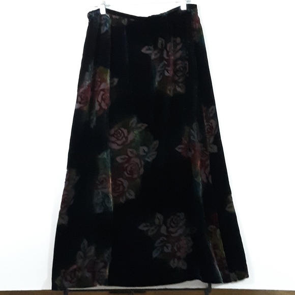 Josephine Chaus Dresses & Skirts - Josephine Chaus Velour Floral Maxi Skirt NWT
